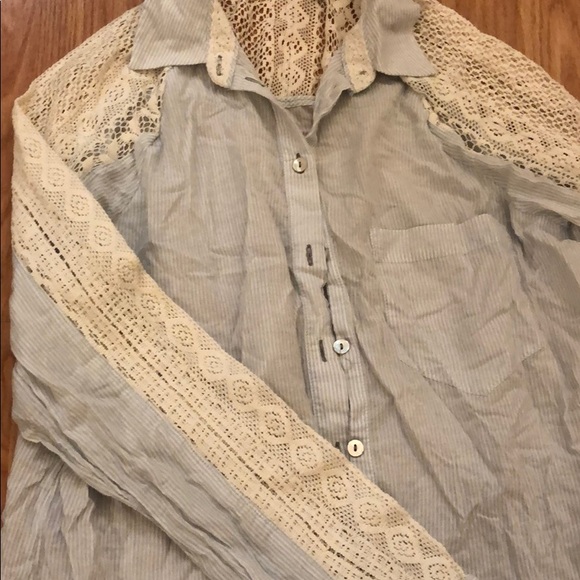 Anthropologie Lace shirt - Picture 2 of 4